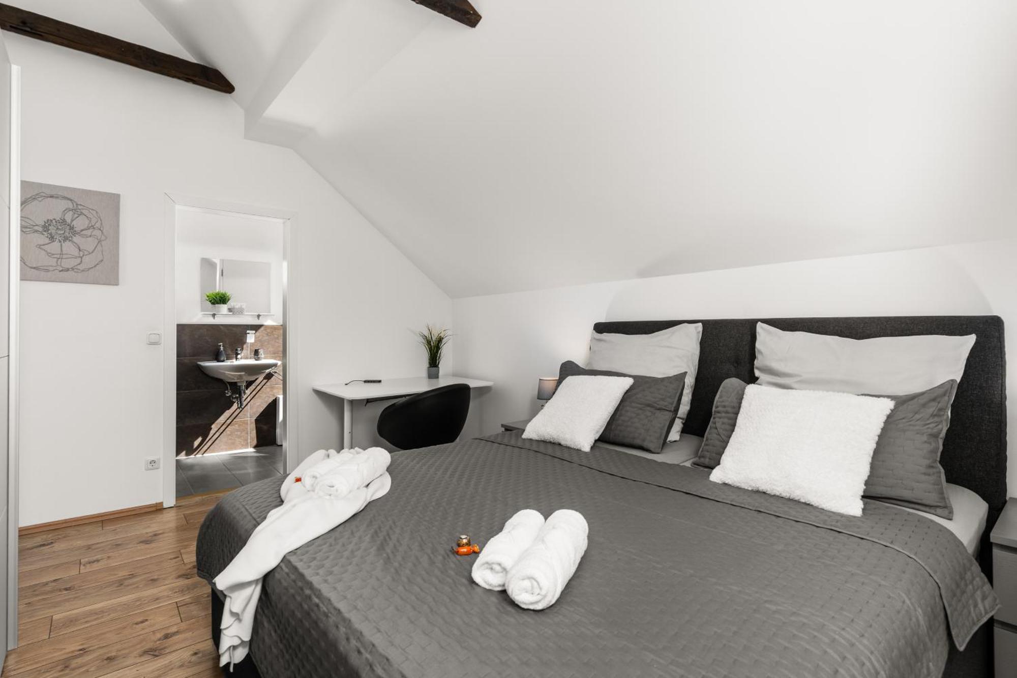 Mola Apartments-Charmante Ferienwohnung Im Herdecke Zentrum Fuer 3 Personen-Grosse Dachterrasse-Grill-Gratis Parken-Wlan Dış mekan fotoğraf